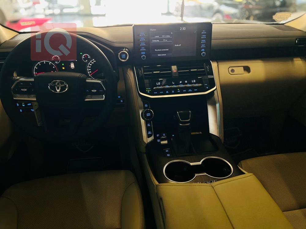 تويوتا لاندكروزر